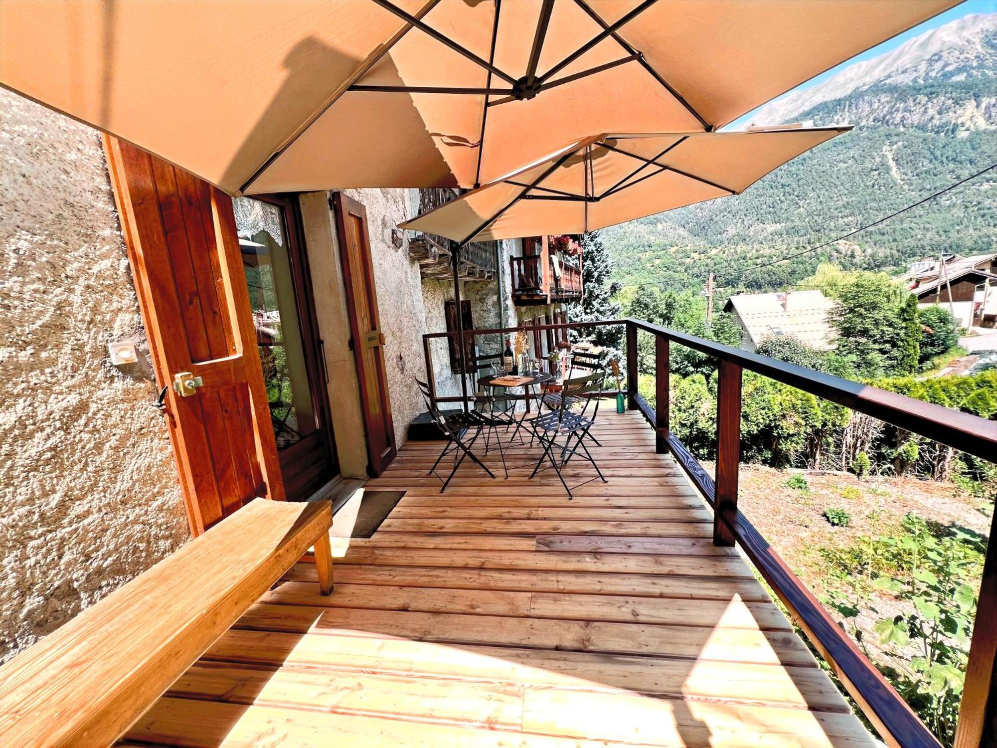 Charmante Maison De Montagne Briançon Dış mekan fotoğraf