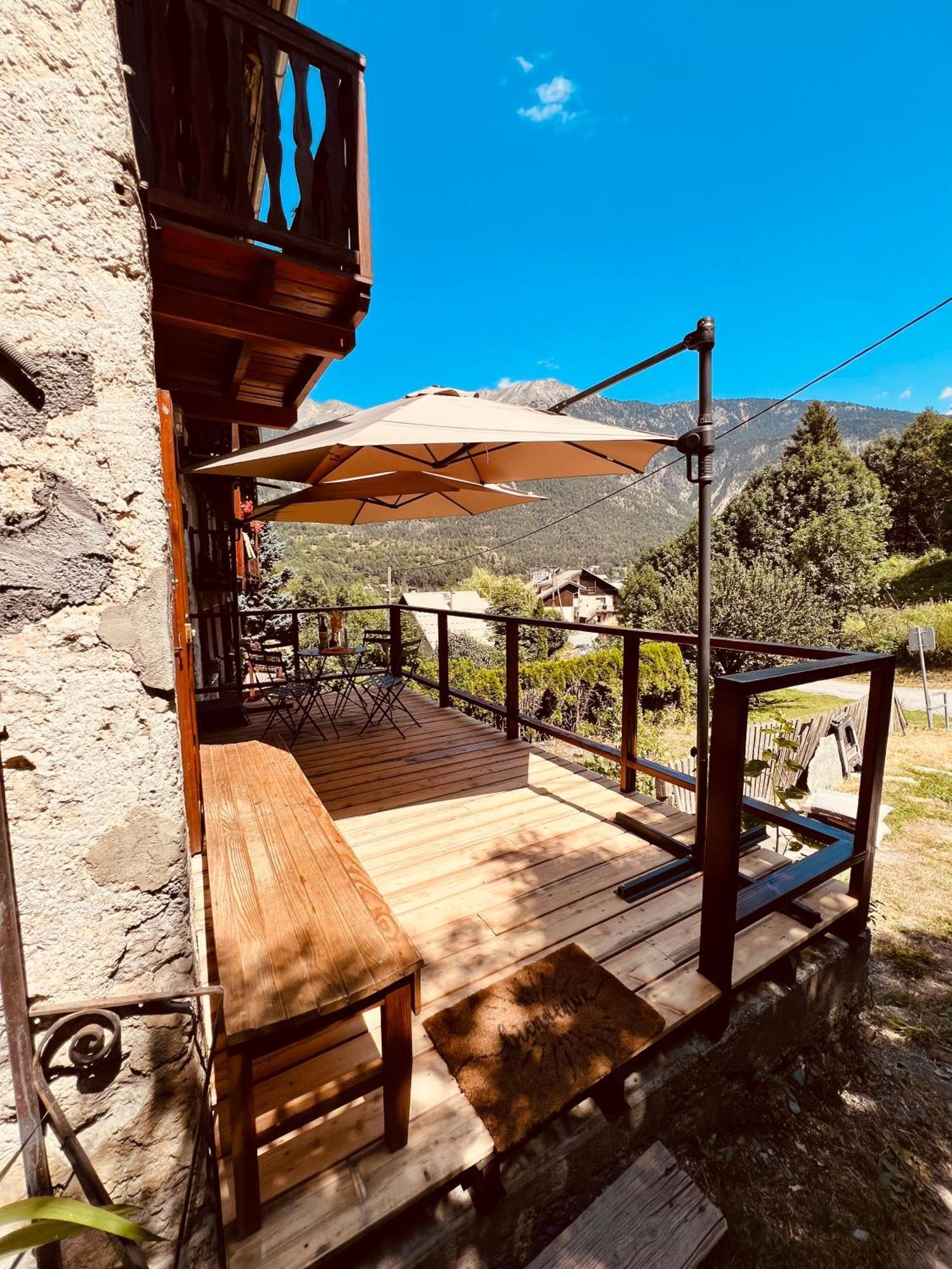 Charmante Maison De Montagne Briançon Dış mekan fotoğraf