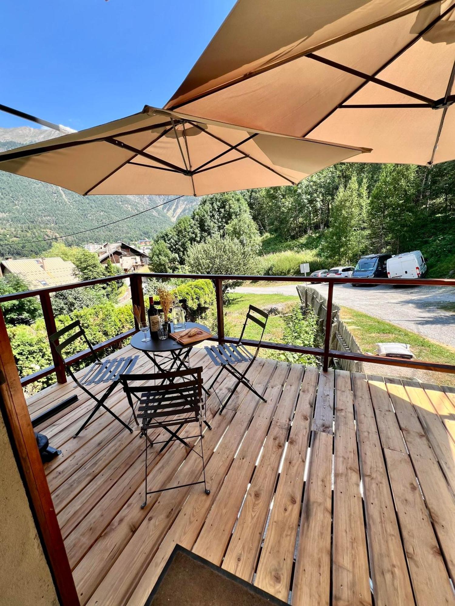 Charmante Maison De Montagne Briançon Dış mekan fotoğraf